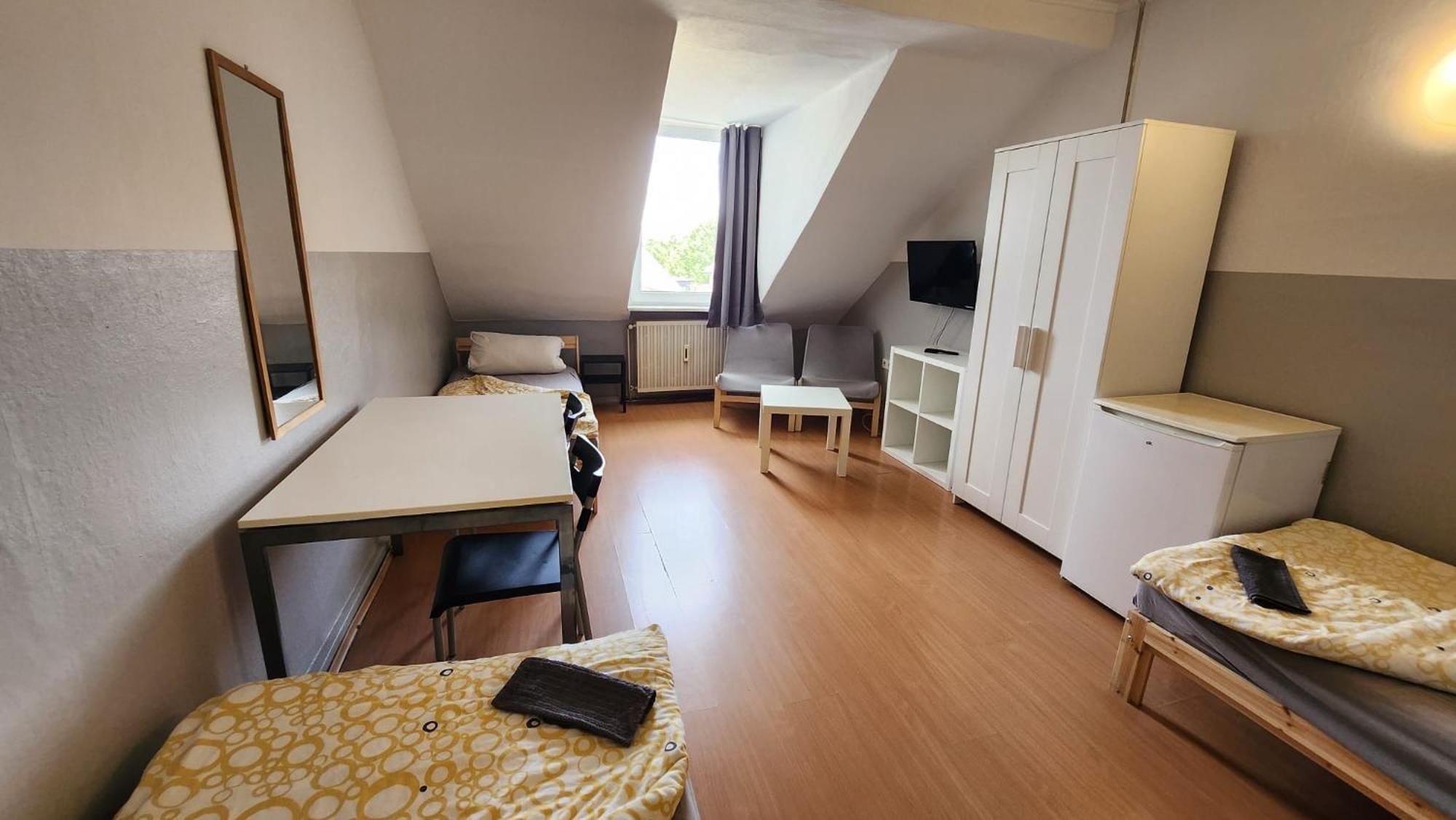 Moderne Studio Apartments Und 120Qm Wohnungen In Oberhausen, Ideal Fuer Geschaeftsreisende Und Monteure Exterior foto