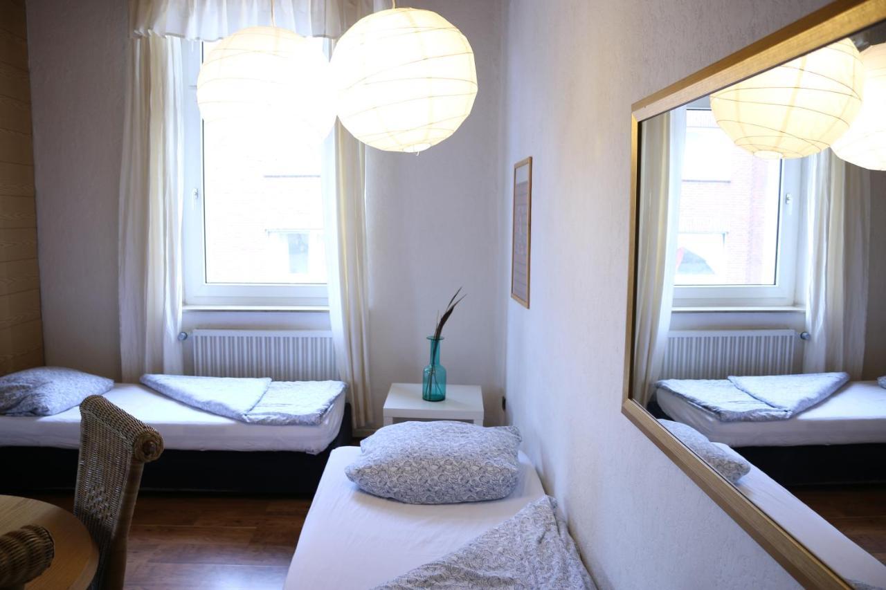 Moderne Studio Apartments Und 120Qm Wohnungen In Oberhausen, Ideal Fuer Geschaeftsreisende Und Monteure Oberhausen  Exterior foto