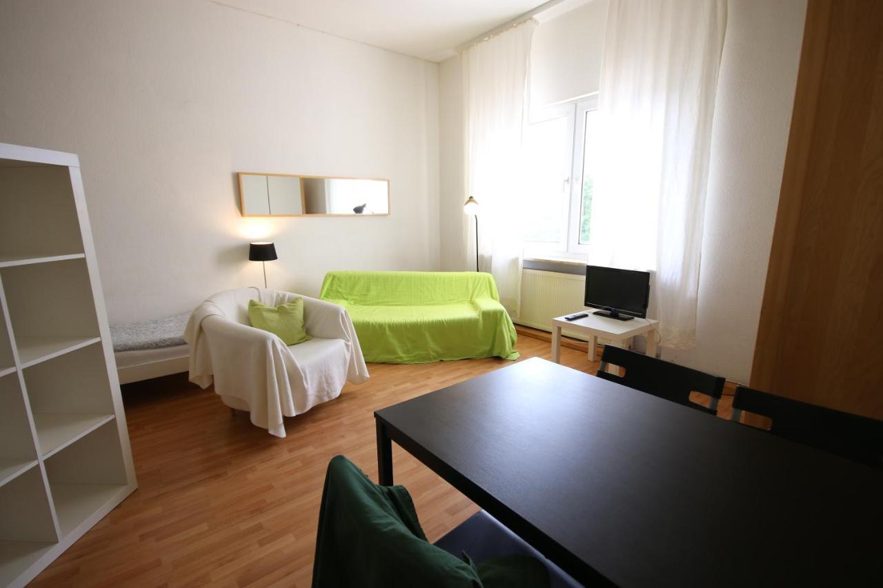Moderne Studio Apartments Und 120Qm Wohnungen In Oberhausen, Ideal Fuer Geschaeftsreisende Und Monteure Oberhausen  Exterior foto