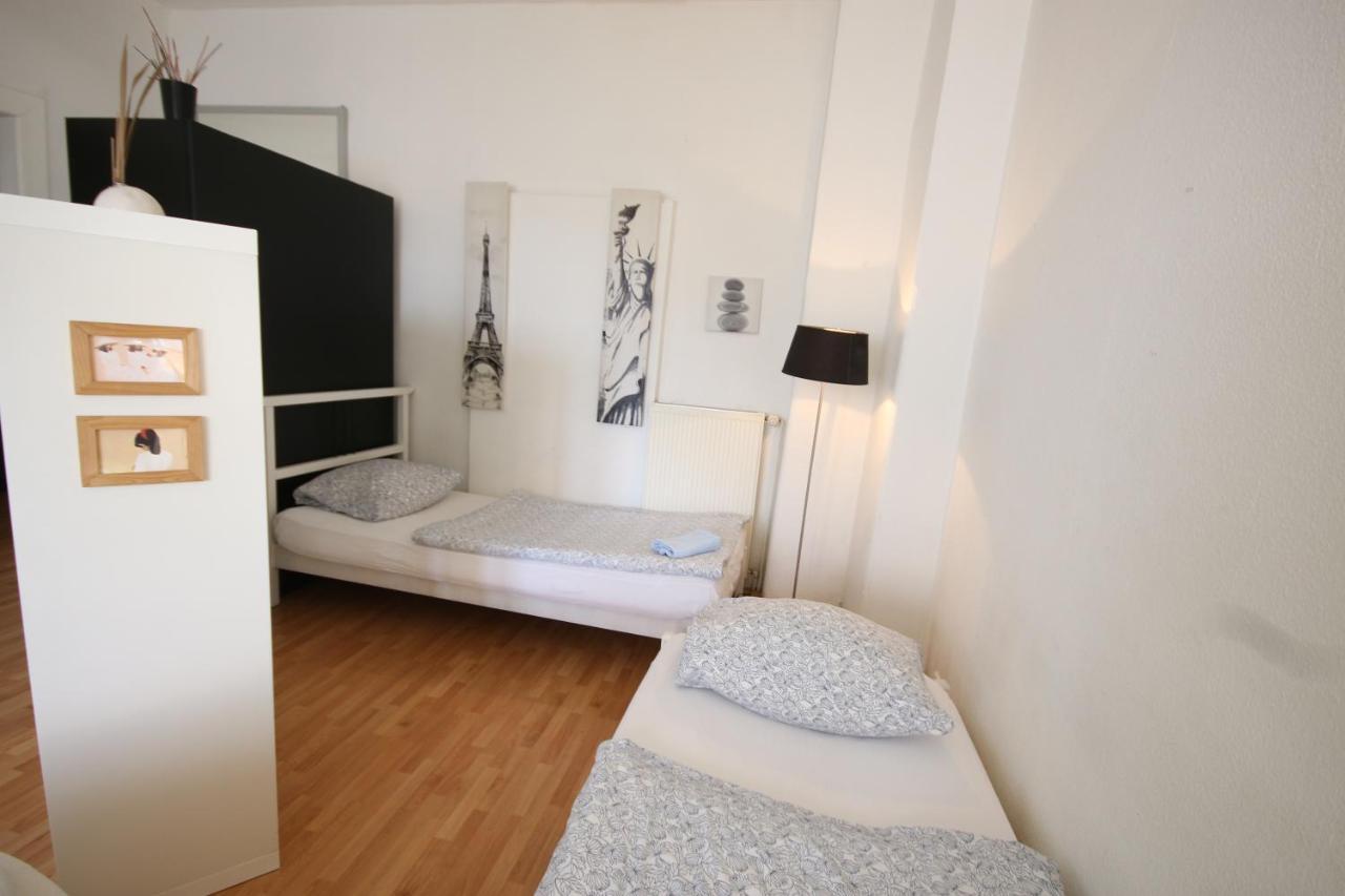 Moderne Studio Apartments Und 120Qm Wohnungen In Oberhausen, Ideal Fuer Geschaeftsreisende Und Monteure Oberhausen  Exterior foto